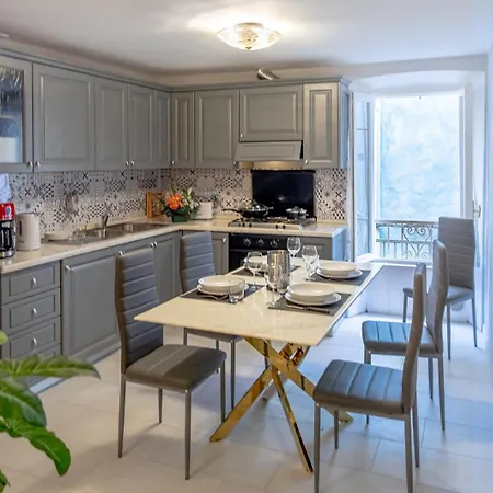 Sharazad Lejlighed *